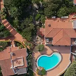 Il Giardino Degli Oleandri 4* Liscia di Vacca