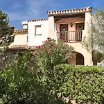 Il Giardino Degli Oleandri 4* לישה די ואקה