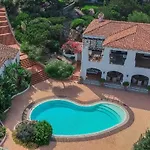 Il Giardino Degli Oleandri מלון דירות 4*