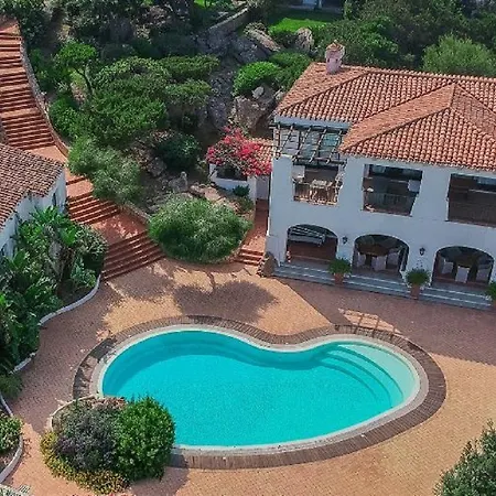 Il Giardino Degli Oleandri Aparthotel 4*