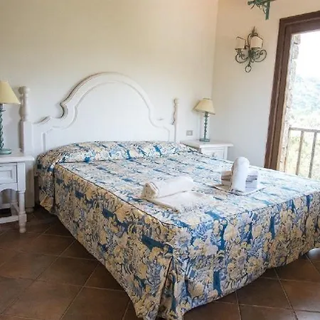 Aparthotel Il Giardino Degli Oleandri 4*