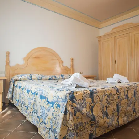 Aparthotel Il Giardino Degli Oleandri 4*