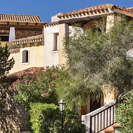 Il Giardino Degli Oleandri Ξενοδοχείο με διαμερίσματα 4*