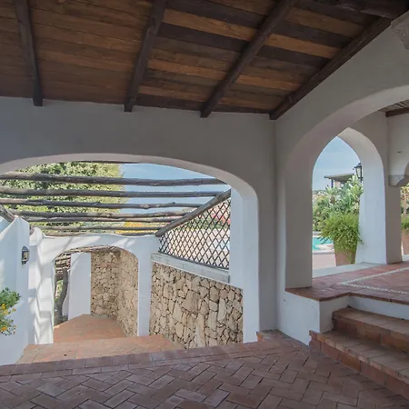 Ξενοδοχείο με διαμερίσματα Il Giardino Degli Oleandri