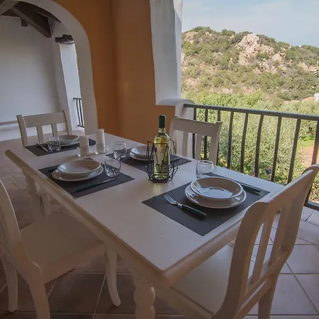 Il Giardino Degli Oleandri Aparthotel Liscia di Vacca